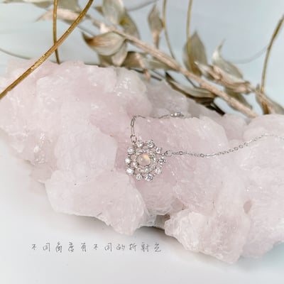 靈性/直覺-《馬島彩色月光閃鑽項鍊》4