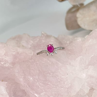 自信魅力/創造幸福-《氣質感無燒紅寶戒指》4