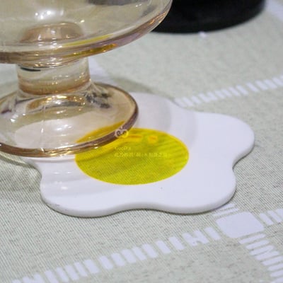 荷包蛋杯墊 壓克力 拍照道具 攝影 餐廚用品 居家 家具 裝飾 擺飾 擺件 咖啡廳 造型杯墊 文創商品 手作2