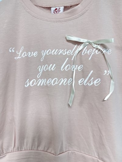 【Love Yourself 蝴蝶結蕾絲燒花邊｜短袖套裝】5