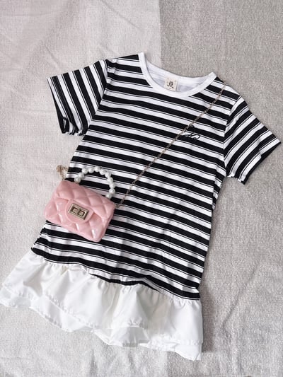 【STRIPED LOTUS LEAF黑白條荷葉拼接｜連身裙】5