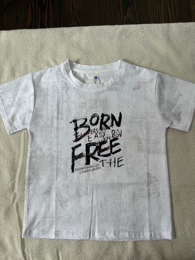【BORN FREE｜印字個性滿版刷紋｜短T】2