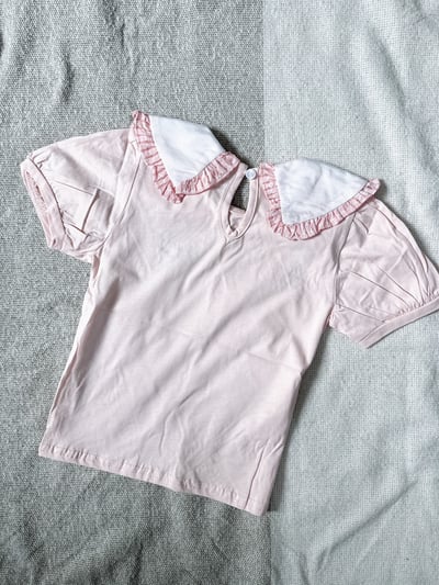 【Flower shape花邊娃娃領泡泡袖｜短T】4