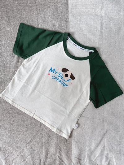 【HONE BABY｜綠色拼接袖萌狗｜短T】4