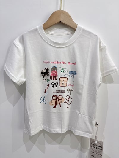 【WONDERFUL MOOD｜手繪蝴蝶結白色｜短T】1