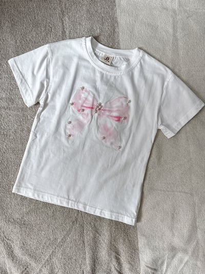 【PEARL BOW｜立體珍珠蝴蝶結白色｜短T】4