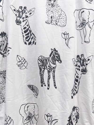 【Animal family滿版動物插畫拼接袖｜短T】3