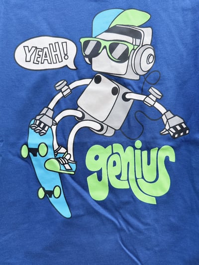 【Genius滑板機器人短袖T恤】3