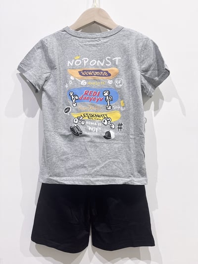 【Smile Skateboard前微笑後滑板塗鴉風｜短T】4