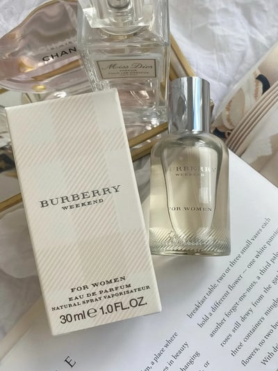BURBERRY Weekend 週末女性淡香精 50ML1