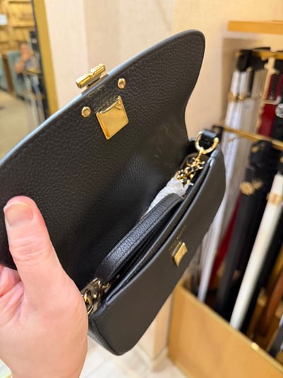 美國代購－Tory Burch Britten 荔枝紋法棍腋下包2