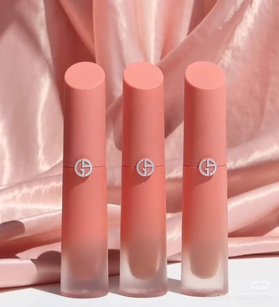 Giorgio Armani 絲絨水光唇釉1