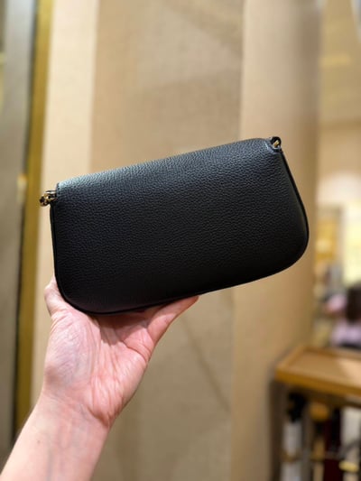 美國代購－Tory Burch Britten 荔枝紋法棍腋下包4