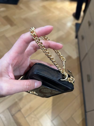 在台現貨— COACH 鏈帶小卡包老花深棕4