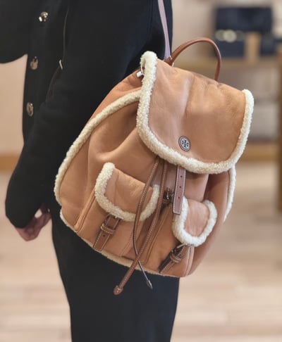 美國代購－Tory Burch 羊羔毛 × 羊羔皮 皮毛一體雙肩書包3