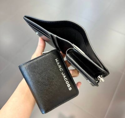 美國代購－Marc Jacobs MJ 防刮立體字母Logo短夾（已匯款訂金）2