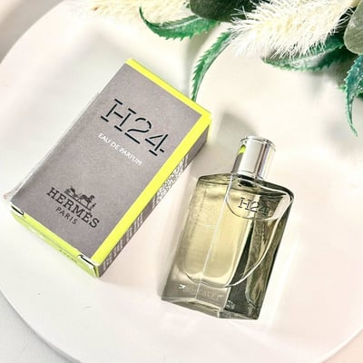 Hermès 愛馬仕 男性/女性 迷你小Q香1