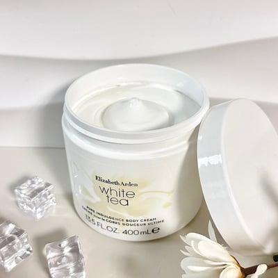 Elizabeth Arden 雅頓 白茶乳霜 白茶香水舒體霜 400ML2