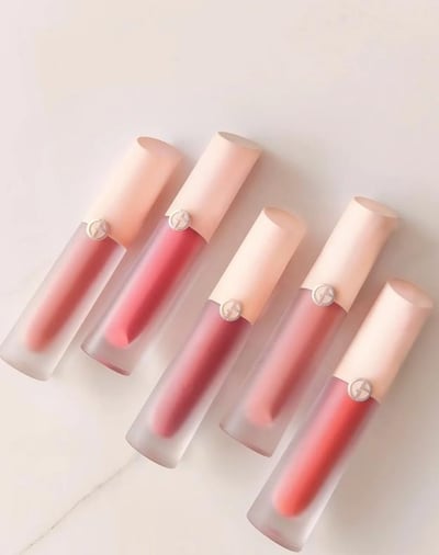 Giorgio Armani Beauty 亞曼尼 奢華絲緞訂製水唇釉 裸粉限定版1