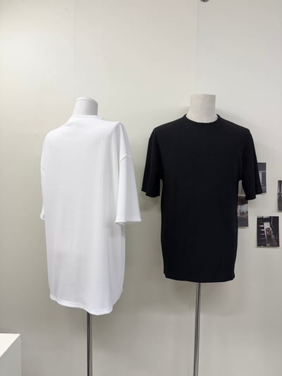 男女皆可⊹圓領直壓紋抗皺T恤2