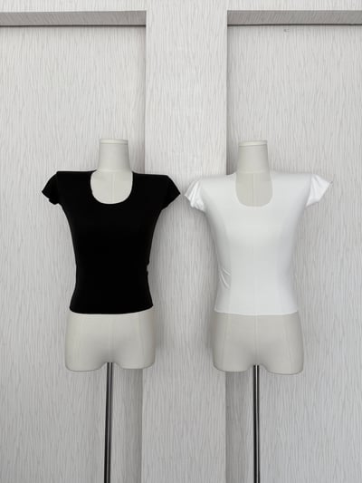 窄U領素面短袖貼身上衣1