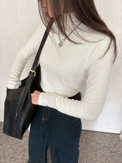 【換季特賣】薄款羊絨微立領上衣6