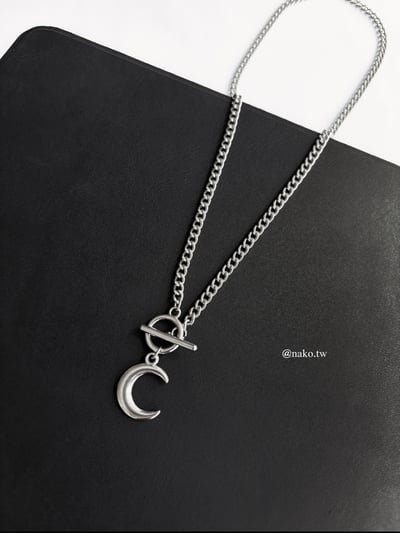 半釦式月亮銀短鍊1