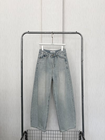 正韓🇰🇷高腰淺藍廓形牛仔褲2
