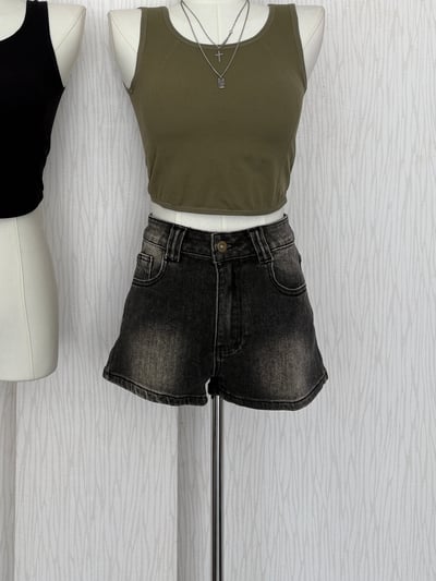 酷辣仿舊感中低腰牛仔短褲1