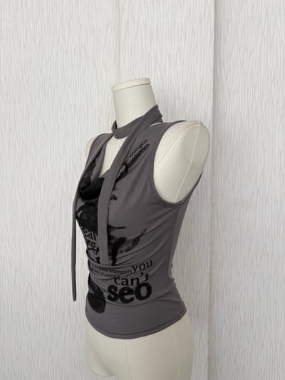 垂墜領畫墨摩卡灰超彈冰涼腰身背心(附脖圍)2