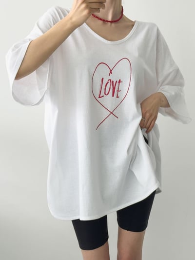 5月連線🇰🇷愛心LOVE大V領美背側開衩圓弧棉質寬鬆T恤2
