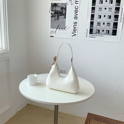 韓國單肩皮革月牙包6