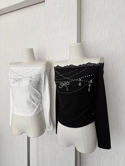 秋冬款 吊飾印花蕾絲一字領雙面磨毛上衣3