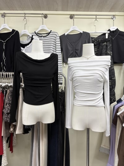 超顯瘦.ᐟ.ᐟ 一字領軟綿薄長袖上衣7