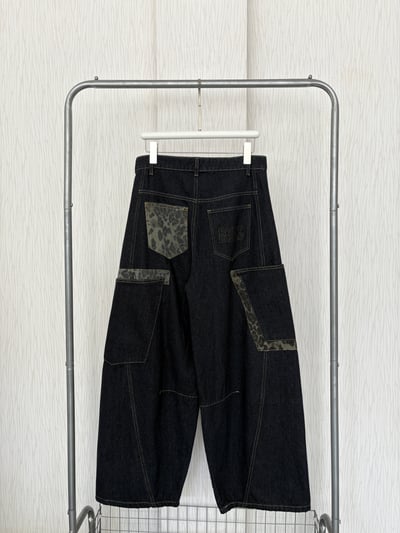 豹紋口袋原色藍牛仔彎刀褲6