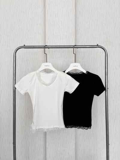 訂製款⊹V領蕾絲花邊素面腰身棉質上衣6