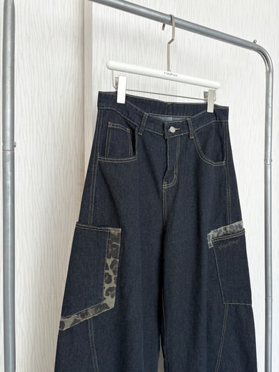 豹紋口袋原色藍牛仔彎刀褲5