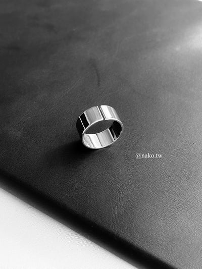 簡約銀寬版開口戒指1