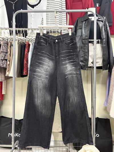 劃白碳黑牛仔直筒大寬褲5