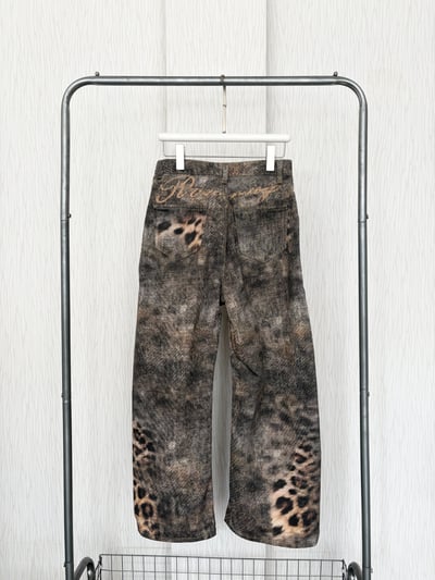 超薄挺款豹紋刺繡字高腰微彎刀褲4