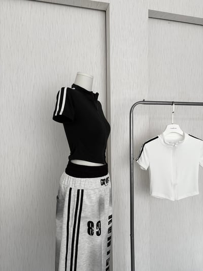 立領雙拼線下U短袖貼身拉鏈外套2