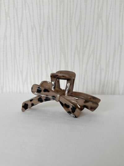 豹紋蝴蝶結造型塑膠鯊魚夾1