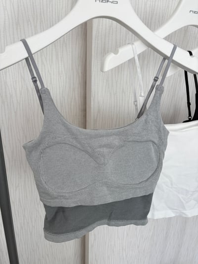 大寬U領可調彈性細肩罩杯背心5