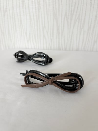 公主頭必備~皮質細蝴蝶結塑膠香蕉夾2