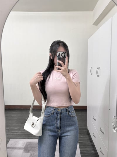 蕾絲小標軟綿短版T9