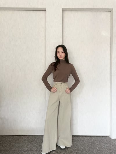 【換季特賣】薄款羊絨微立領上衣4