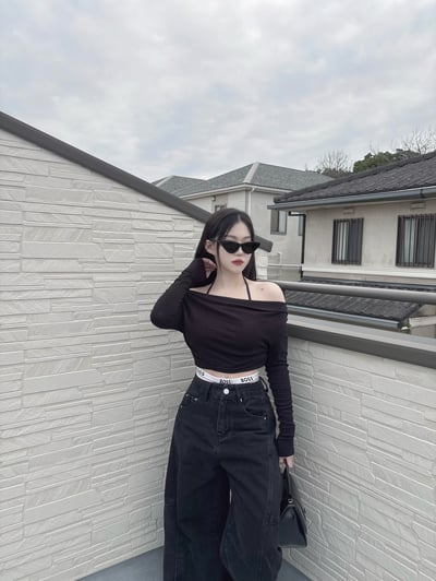 超顯瘦.ᐟ.ᐟ 一字領軟綿薄長袖上衣2