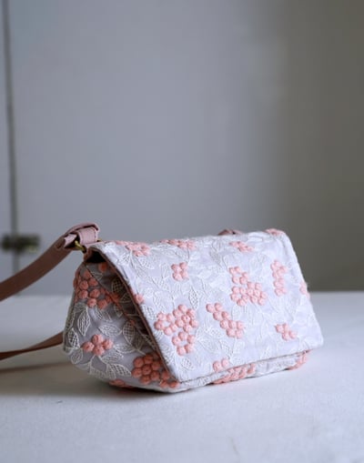 DIY材料包：莓果刺繡 小肩包16