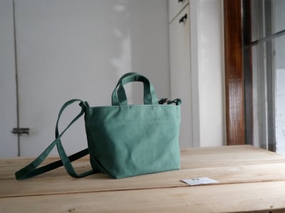 【福利品】23. Vegan純素拉鍊小托特包 湖水藍綠  5 折1