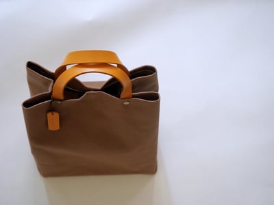 直式蠟包 手提款/皮革背帶款9